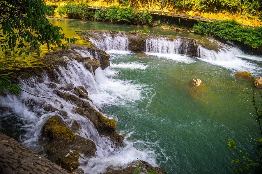 黄果树大瀑布+荔波+西江苗寨四天三晚